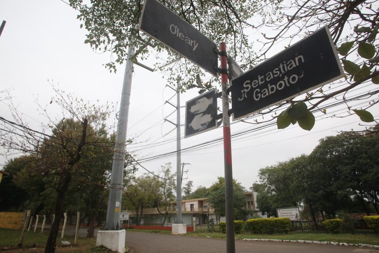 La calle Sebastián Gaboto lleva el nombre del navegante que llegó al Paraguay, nueve años antes que se fundara Asunción