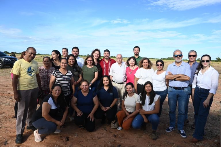 Firma de contrato para el nuevo barrio Tacumbú: Un sueño que comienza a hacerse realidad