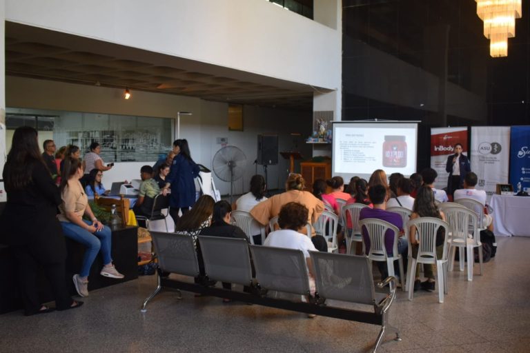 Municipalidad realizó charla sobre nutrición y test de composición corporal para funcionarios y público en general